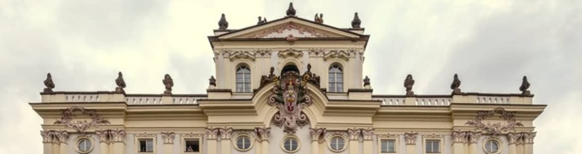 Arcibiskupka-kurie-praha
