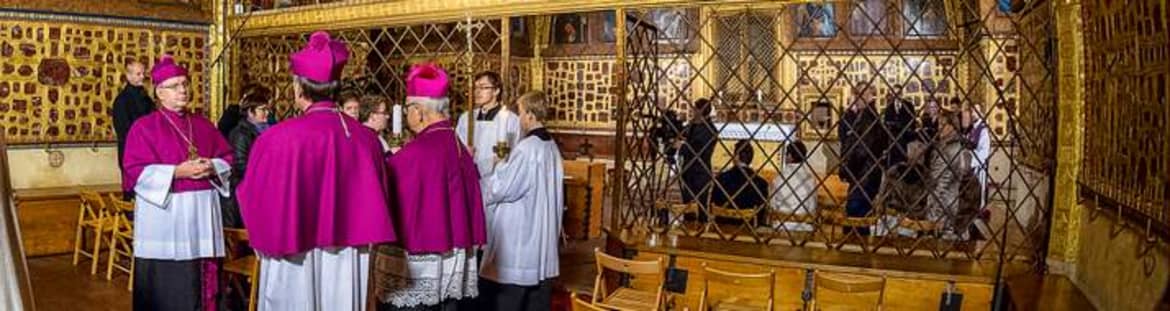 Kolegiatni-kapitula-nanebevzeti-panny-marie-na-hrade-karlstejne