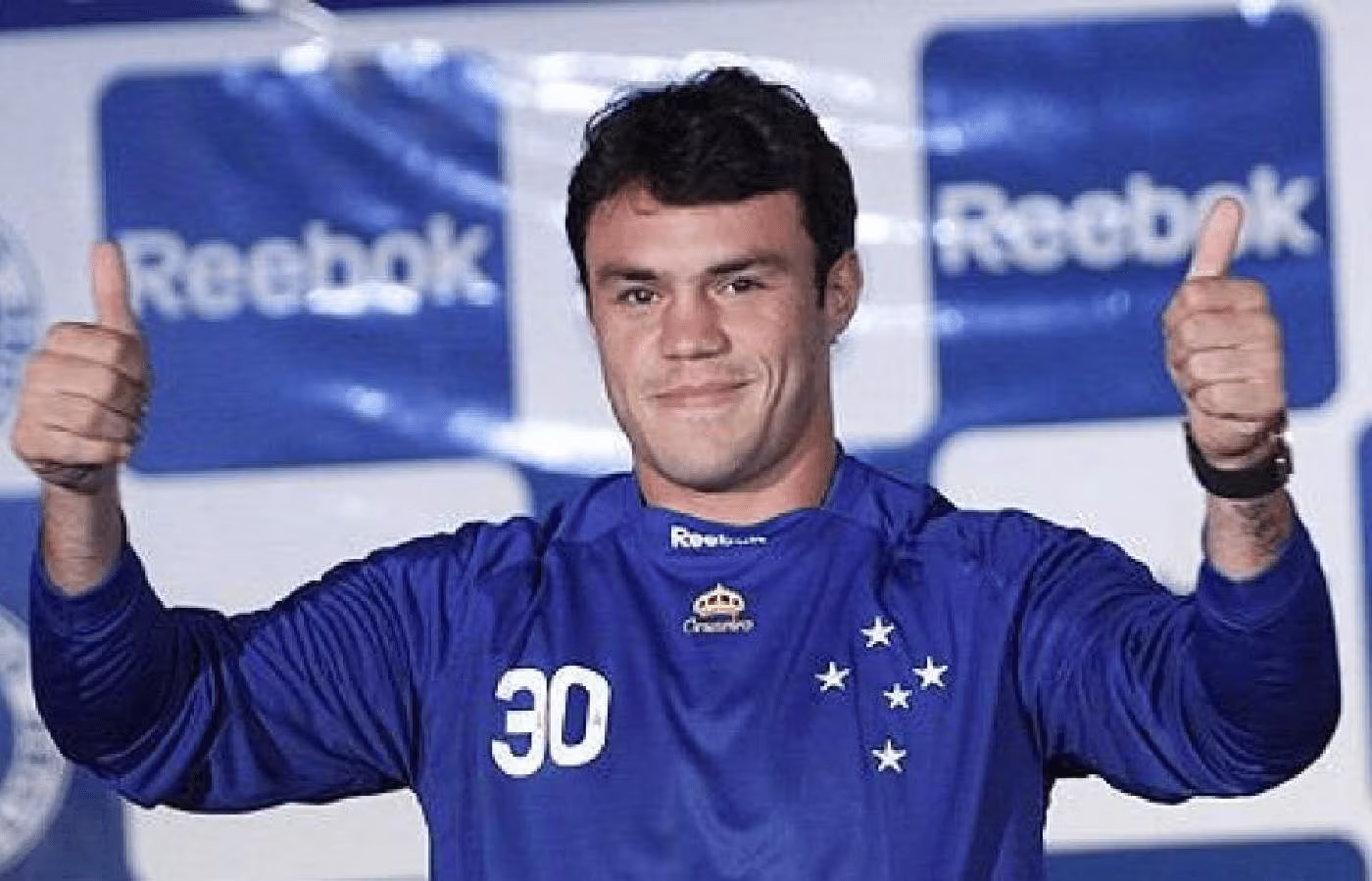 Ex-atacante do Cruzeiro, Kléber Gladiador fatura R$ 55 mil ao apostar em derrota do Atlético