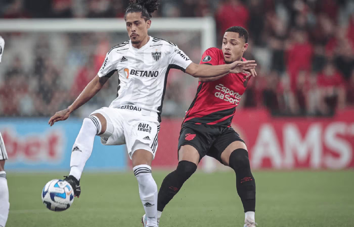 Após clubes, casas de apostas focam patrocínio em competições de futebol e cotas de TV