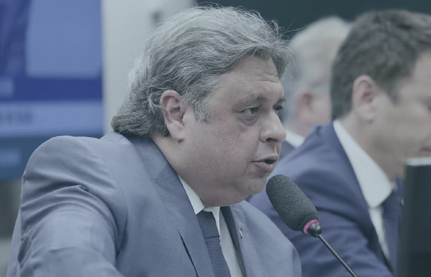 Presidente de CPIFUTE defende proibição de apostas em cartões, escanteios e pênaltis 