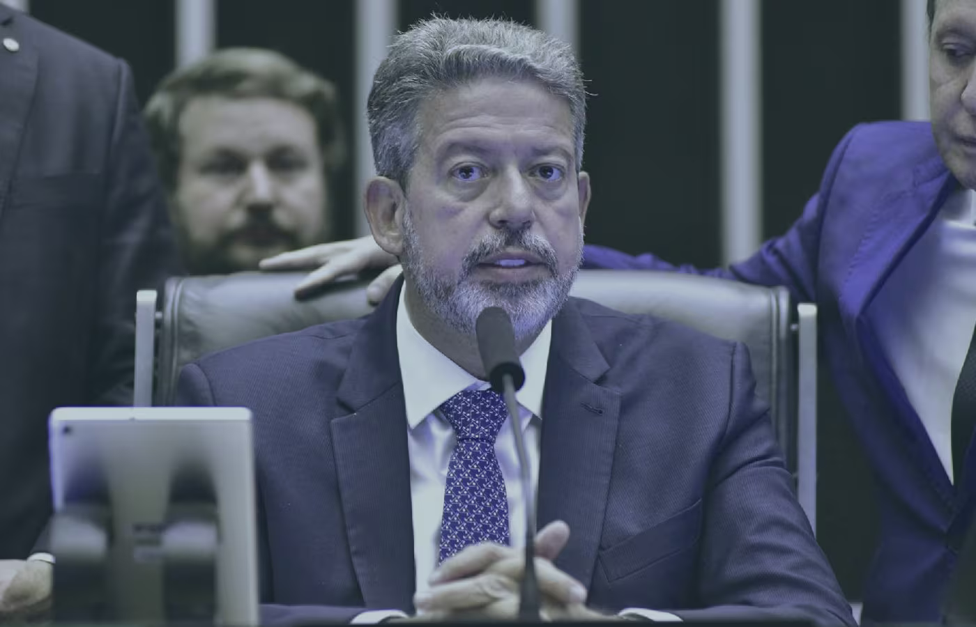 Lira afirma que PL que regulamenta as apostas esportivas será votado na próxima semana 