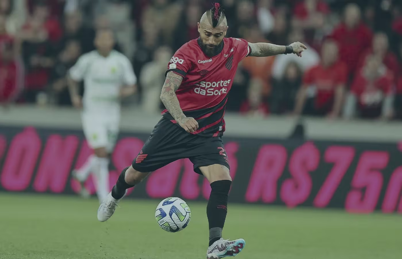 Arturo Vidal sai em defesa das casas de apostas: "como o futebol vai crescer assim?"; confira