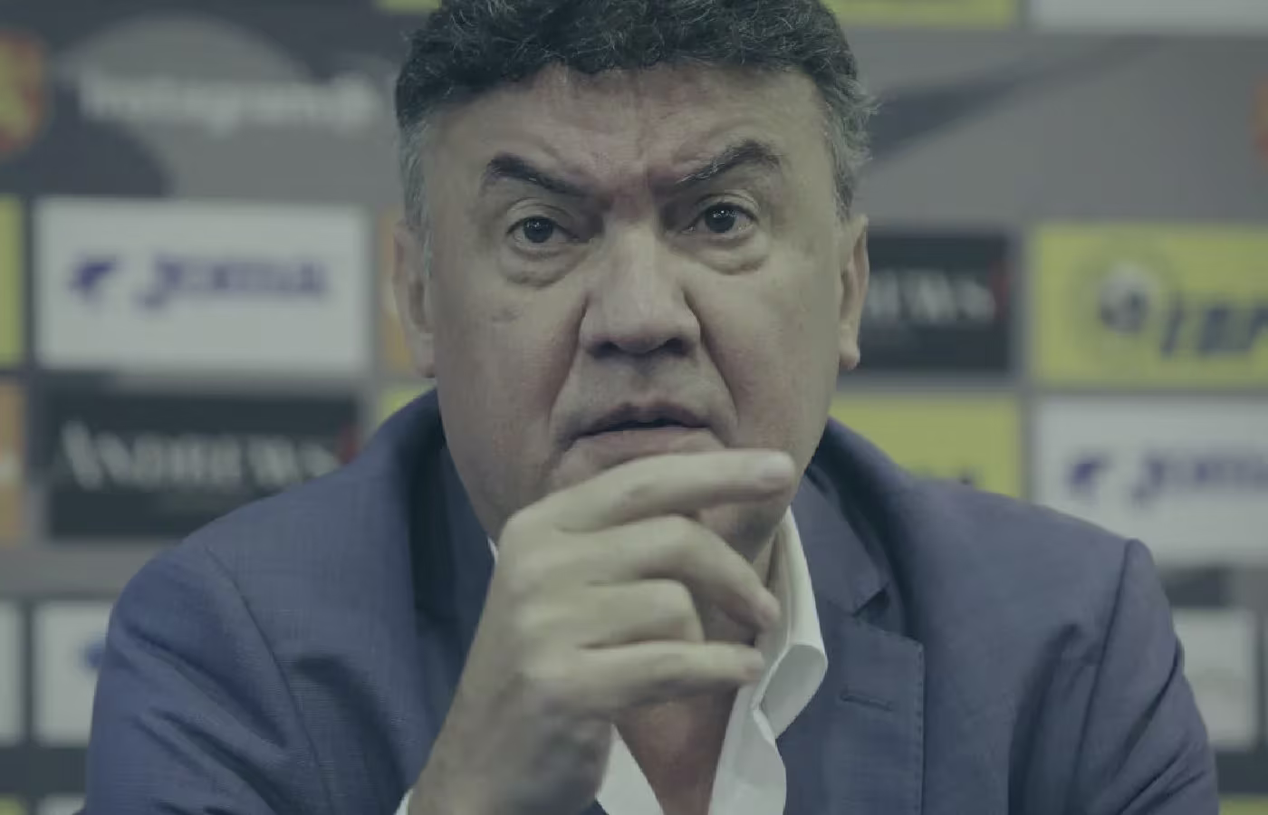 Presidente da União Búlgara de Futebol pede renúncia após protestos e investigação por manipulação de resultados