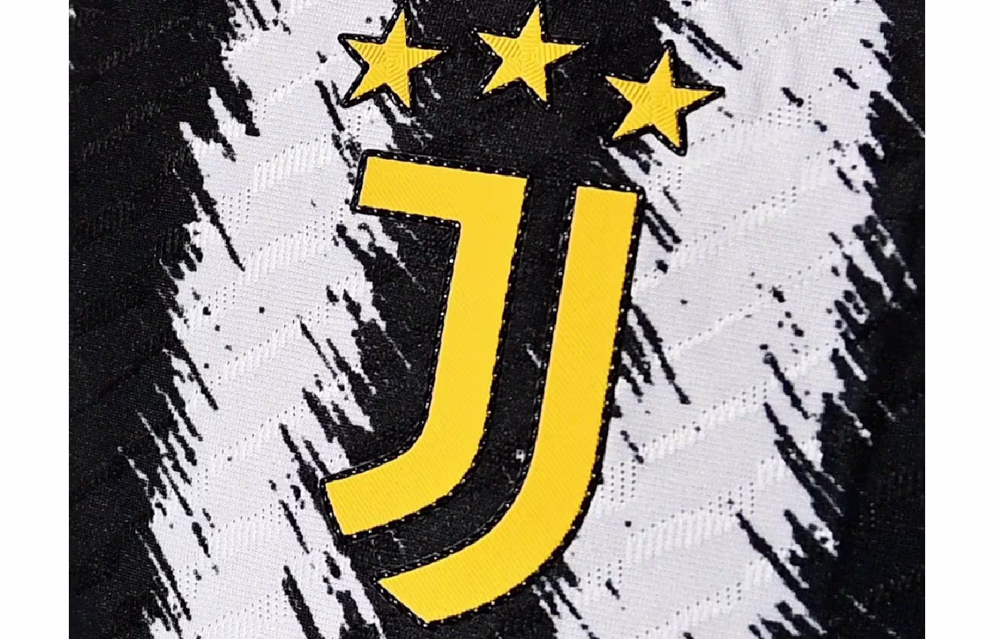 Juventus anuncia acordo com empresa de apostas e jogos Instant Casino