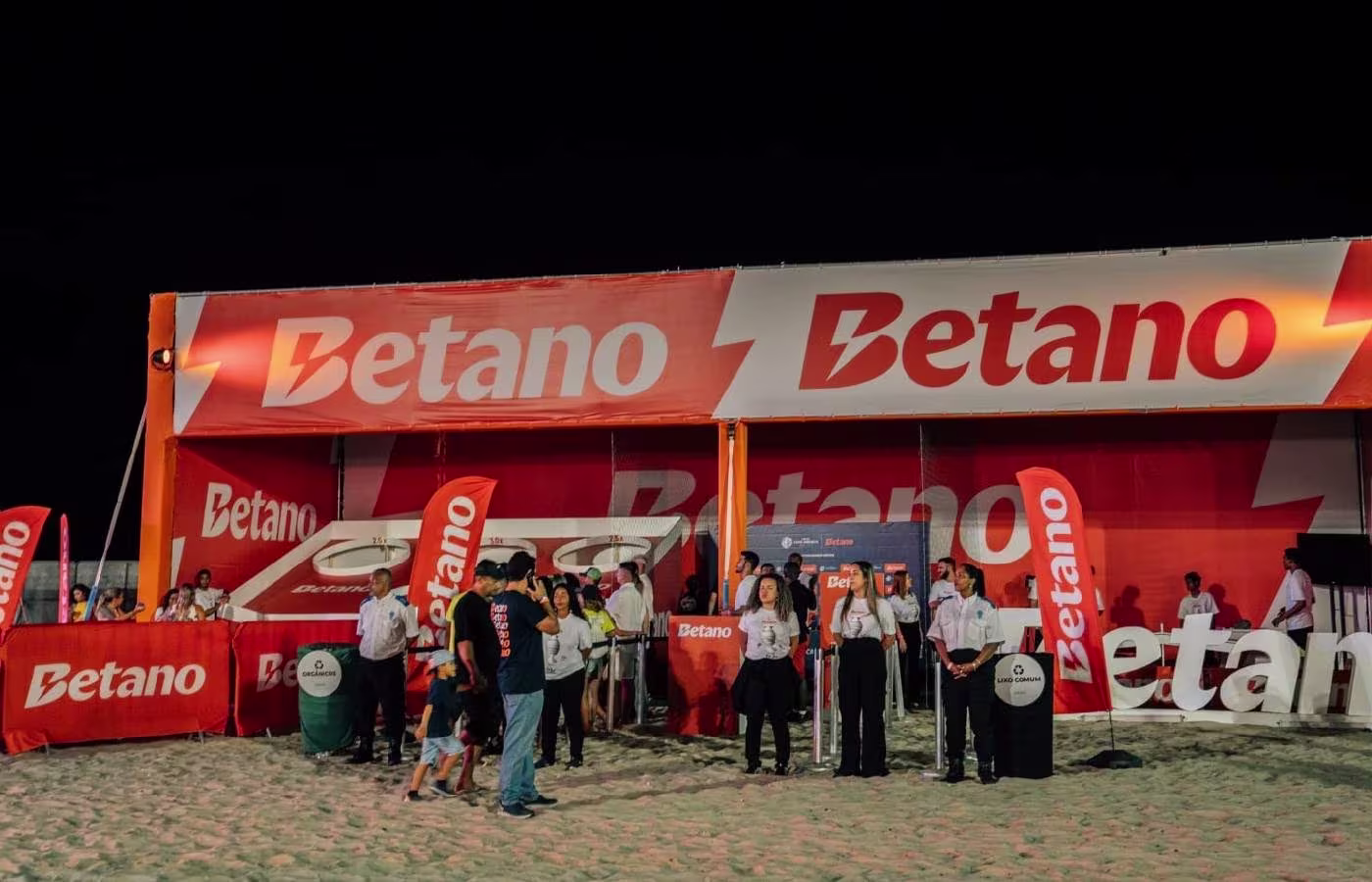 Betano celebra goleada do Brasil na Copa América com Fundo de Quintal em Fan Zone