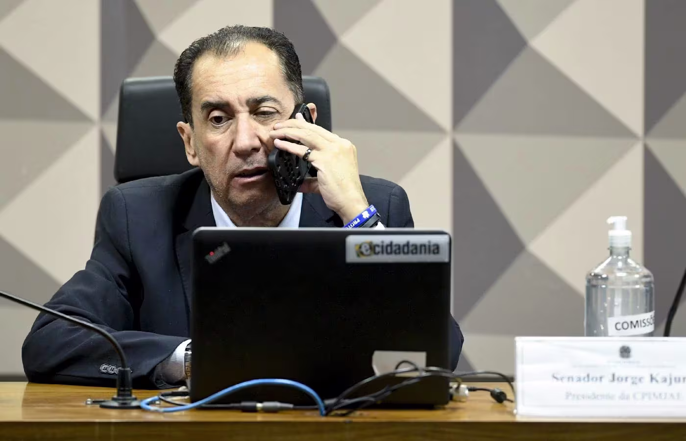 Kajuru diz que Lula aceitou proibir apostas individuais: "só vai poder apostar no resultado do jogo" 
