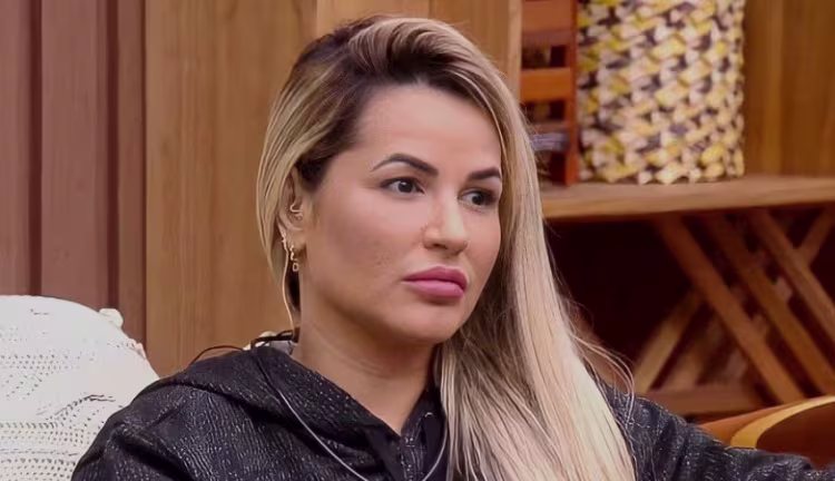 Deolane terá que cumprir prisão domiciliar, usar tornozeleira e não ter acesso a redes sociais