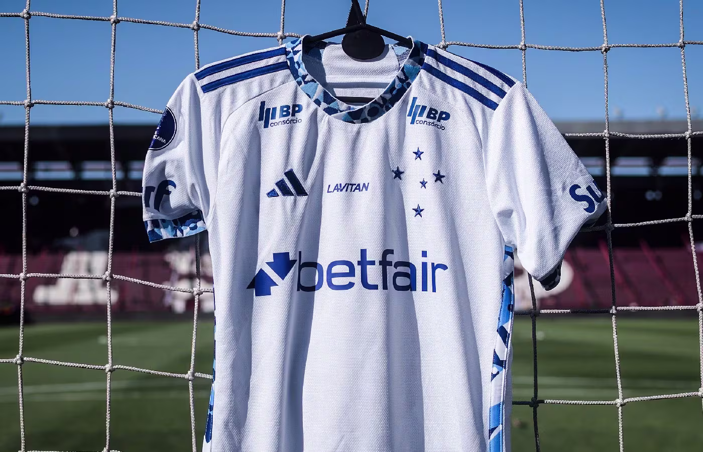 Betfair renova contrato de patrocínio com o Cruzeiro até o fim de 2026