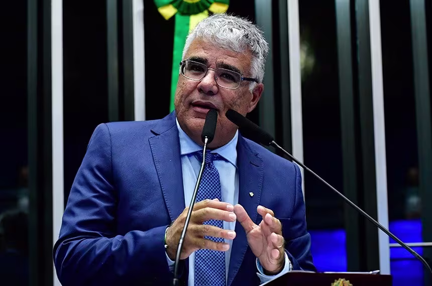 Senador pede urgência em projeto de lei que proíbe celebridades em publicidades de apostas