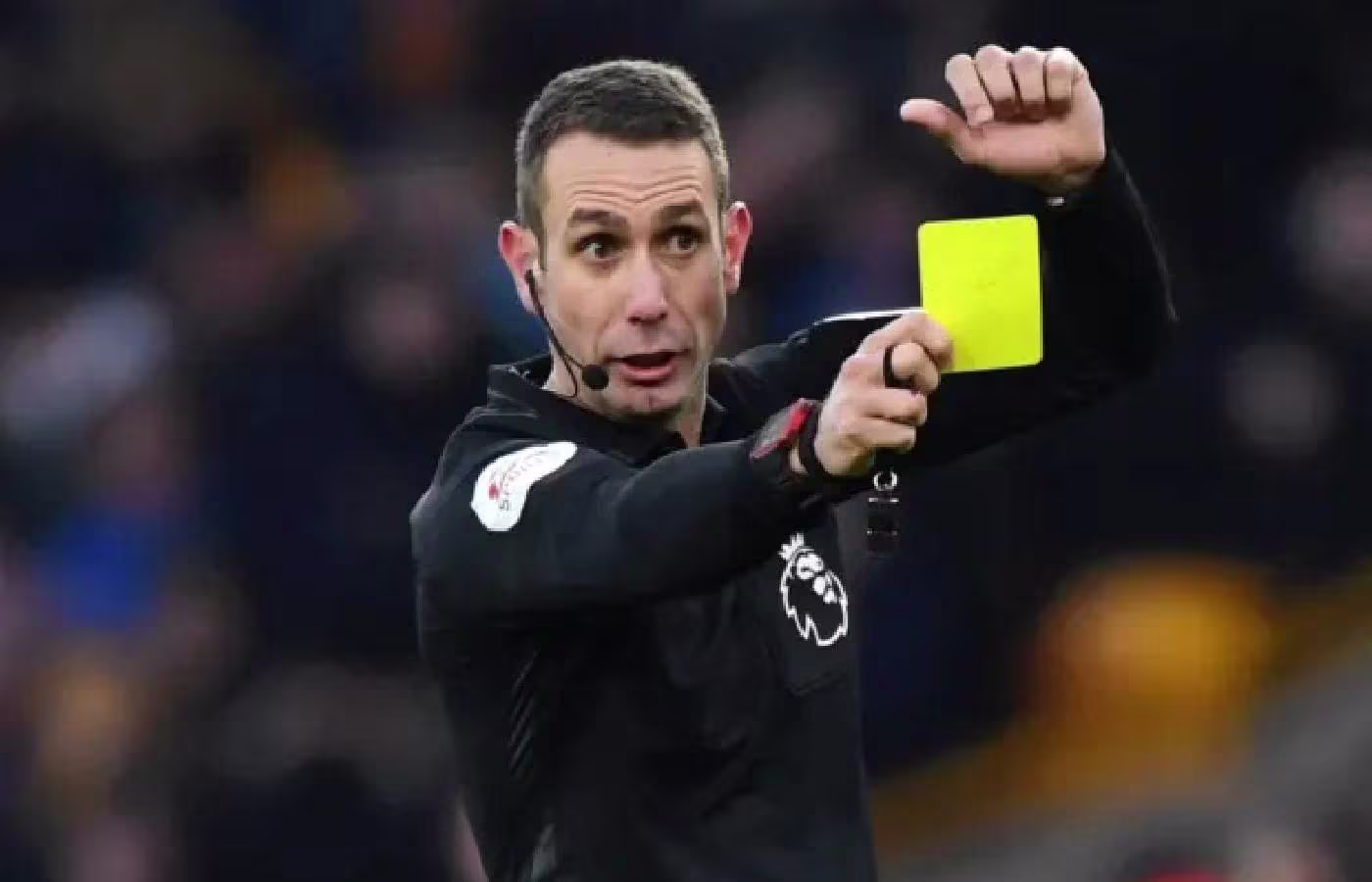 FA investiga árbitro da Premier League por suposta manipulação envolvendo aposta