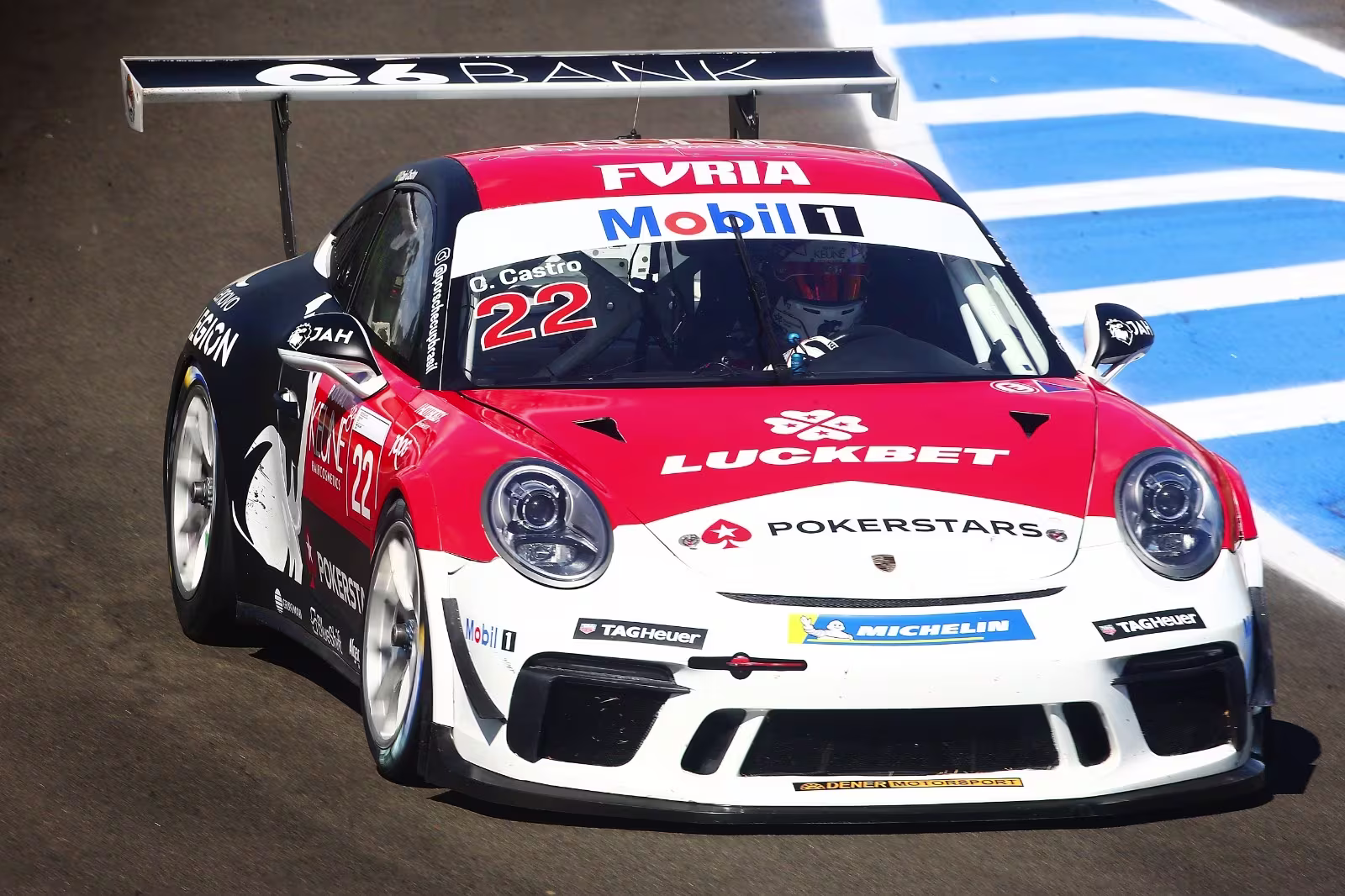 LuckBet patrocina equipe de Caio Castro na Porsche Cup Brasil