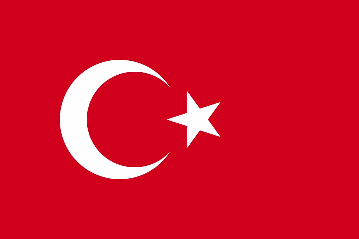 Turquia suspende mais de mil jogadores de futebol suspeitos de ligação com apostas