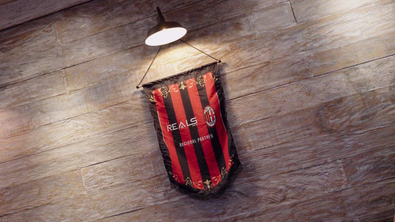 Patrocinadora do Milan, Reals realiza watch party em clássico contra a Inter