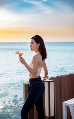 Một quán cà phê view biển Vũng Tàu siêu sang chảnh không thể bỏ qua đó là Marina club