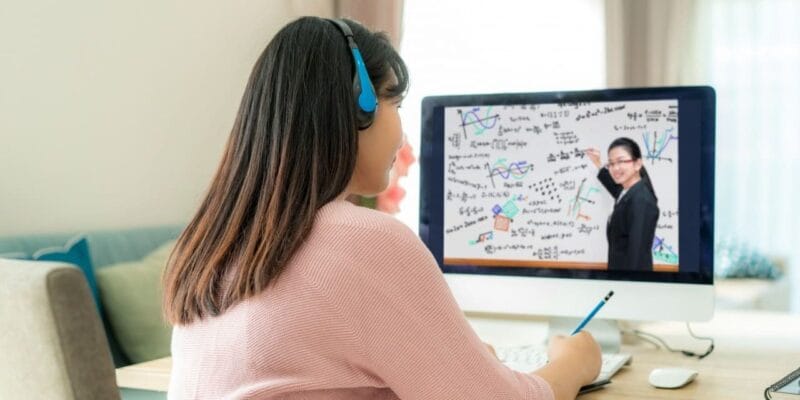 Giãn cách chắc chắn là khoảng thời gian tuyệt vời để bạn tha hồ học thứ mình thích.