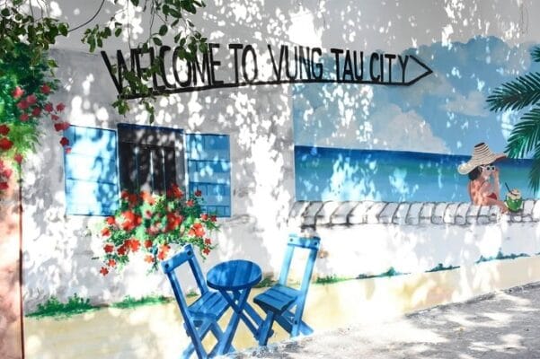 Một con hẻm sống ảo ở Vũng Tàu khác mà bạn không thể bỏ qua chính là phố bích họa nằm ở số 6 đường Trần Phú, phường 1, thành phố Vũng Tàu