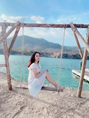 Những tiểu cảnh dựng sẵn ở Hồ Đá Xanh 