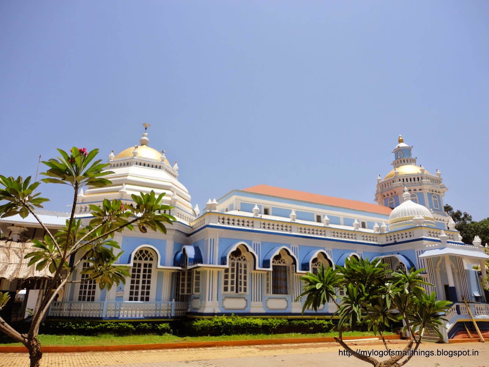 what are the tourist places in goa