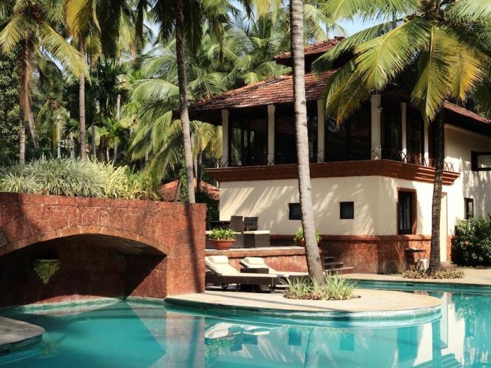 Hotels in Goa Near Airport - Coconut Creek Resort