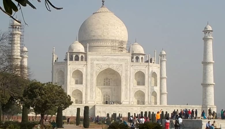 taj mahal covid 19