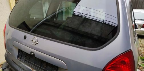 Opel Zafira alkatrésznek eladó