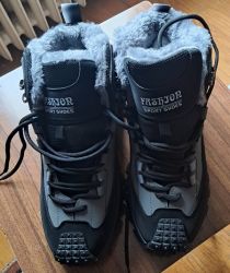 2 pár 43-as boka csizma eladó 