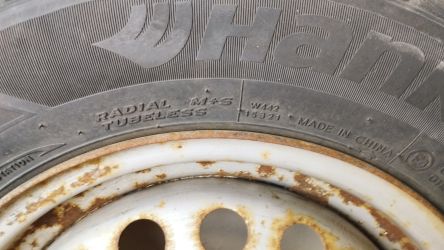 4 db 155/80 R13 acél felni jó állapotu Hankook téli gumival 