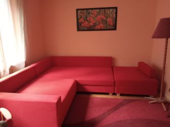 Jó állapotú sarokgarnitúra, ágyazható piros 2*2m eladó 