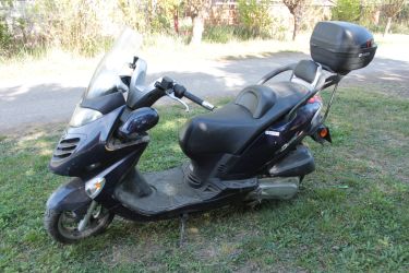 Kymco Grand Dink 250