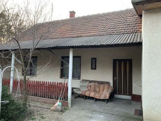 Erdőszéli idill, nagy telekkel 