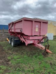 Richard Western HL8 magasra emelő pótkocsi