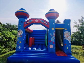 Eladó Ufós Csúszdás Ugráló