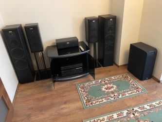 YAMAHA HÁZI MOZI ALIG HASZNÁLT ELADÓ