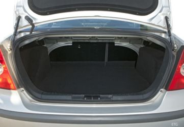 Eladó Ford Focus Trend, 4 ajtós, megbízható benzines kivitel