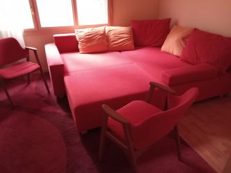 Jó állapotú sarokgarnitúra, ágyazható piros 2*2m eladó 