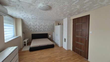 Tanya családi házzal 6314 nm területtel