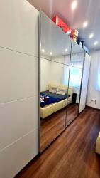 Gardrób szekrény eladó