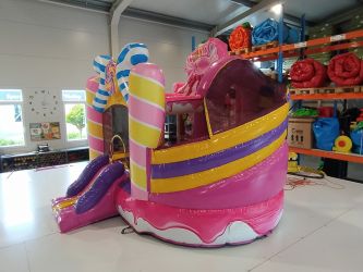 Eladó Mini Candy Csúszdás Ugráló (Légvár)