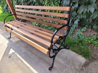 Kovácsolt vas láb kerti padokhoz