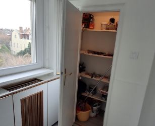 Gellérthegy lábánál Sashegyre néző, 2 erkélyes lakás kiadó