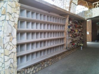 EU szabvány 30x30x30cm-es fakkos iráslap hellyel