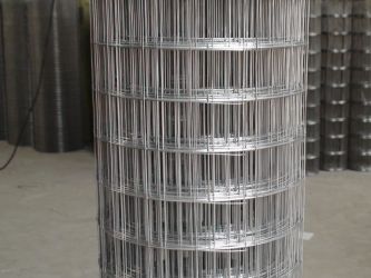 Csavart vadháló drótfonat drótháló kerítés kapu oszlop