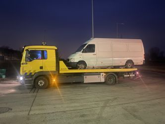 Mészáros Autómentő Kft. – 0–24 Autómentés és Autószállítás!