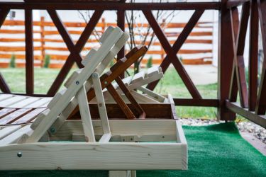 Ergonomikus fa napozóágy a gyártótól