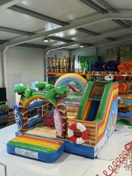 Eladó Strand Csúszdás Ugráló