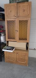 Eladó Szekrény
