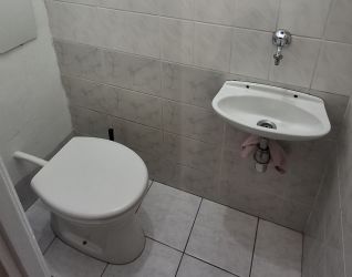 Gellérthegy lábánál Sashegyre néző, 2 erkélyes lakás kiadó