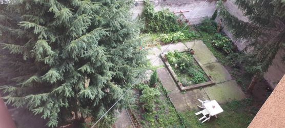 Két külön nyíló szoba, klímás lakás jó közlekedéssel – XIV. 