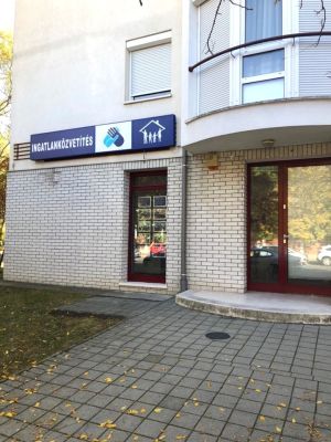 Eladó üzlethelyiség Káposztásmegyer forgalmas részén!